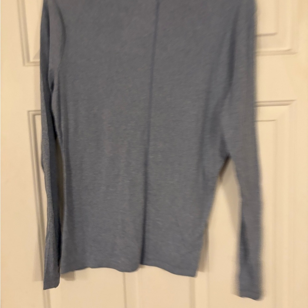 Universal Thread Heathered Blue Top - image 3